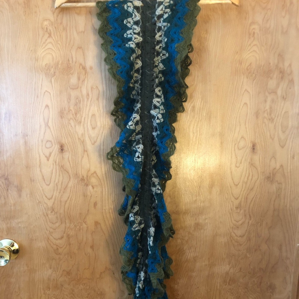 NWOT Women’s Scarf